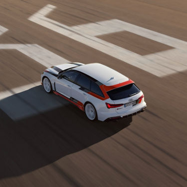 Side and top view Audi RS 6 Avant GT