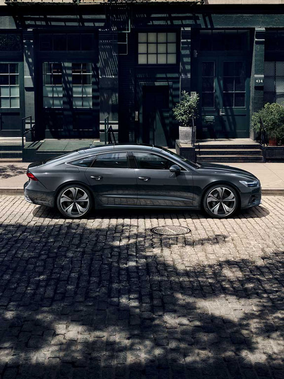 Side view Audi A7 Sportback