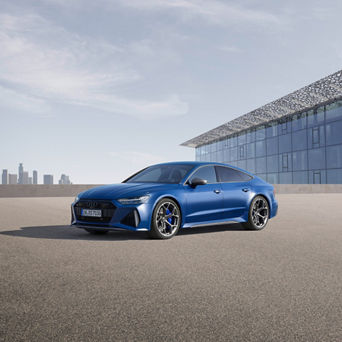Front view RS Q8 