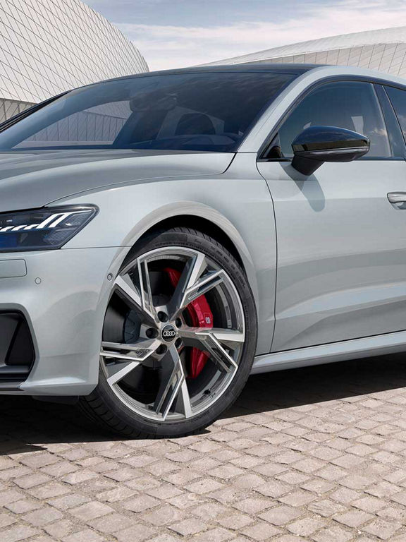 Side view Audi S7 Sportback