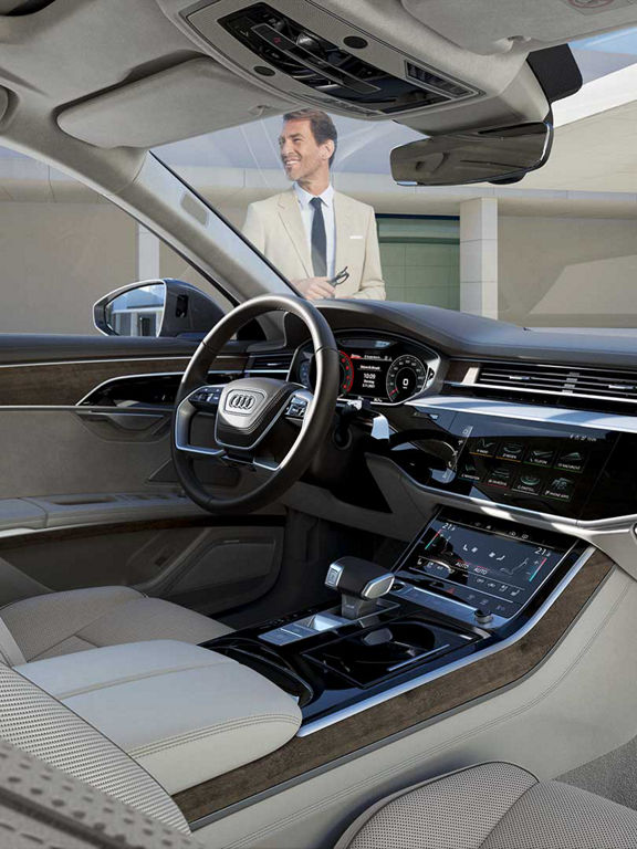 Disfruta del confort en el interior de tu nuevo Audi A8 día a día