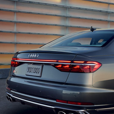OLED technology Audi S8 L