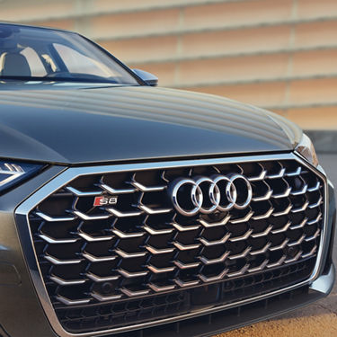 Closer front view Audi S8 L