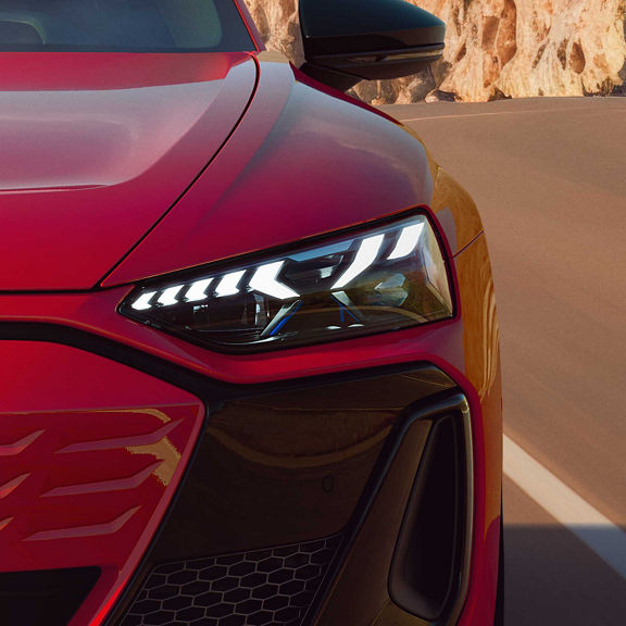 Audi e-tron GT quattro Matrix LED headlights 