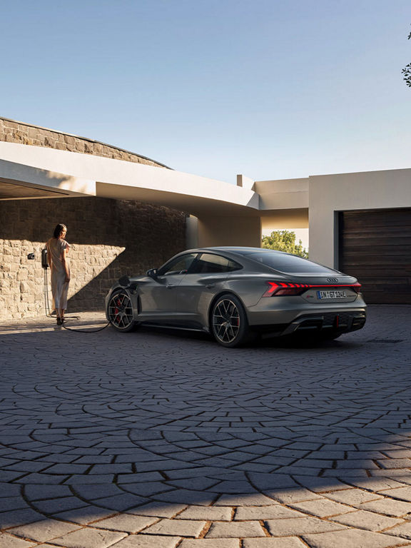 Audi RS e-tron GT home Home charging