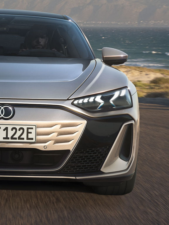 Audi s e-tron GT Matrix LED headlights