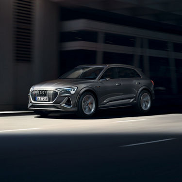  Audi e-tron S dynamic side view