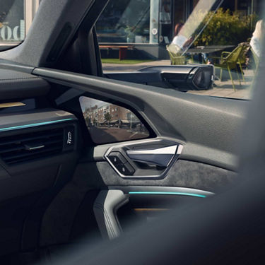  Virtual side mirrors Audi e-tron