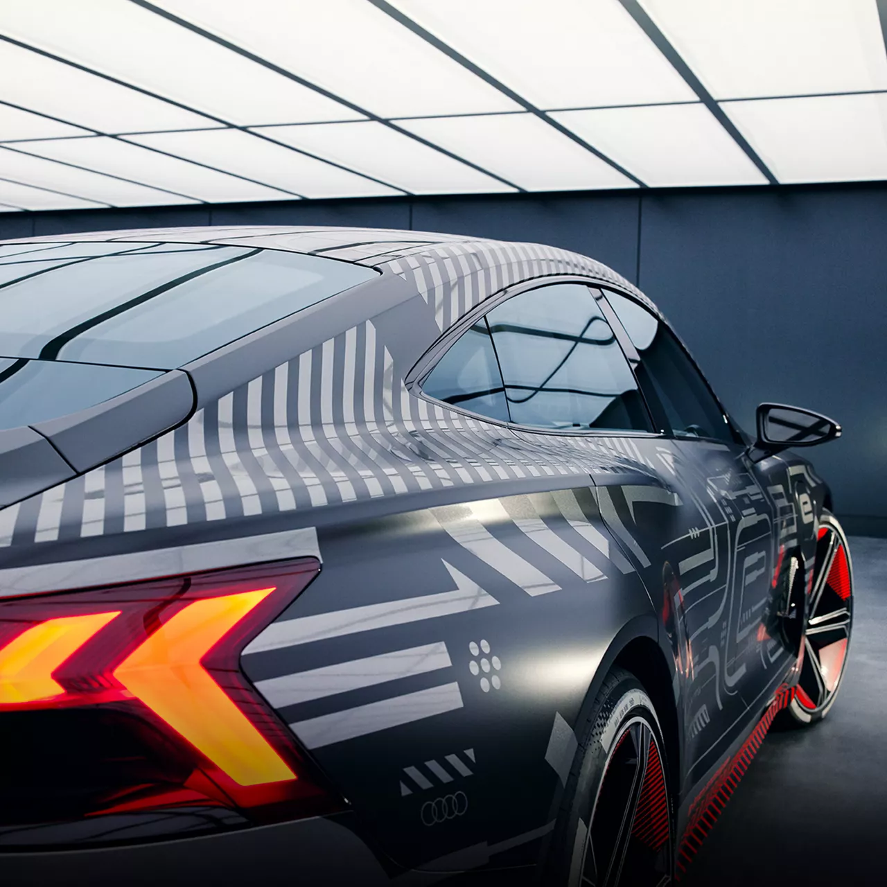 Closer side and rear view Audi e-tron GT concept