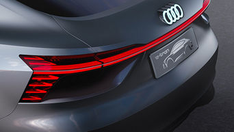 563x317_etron_bevfamilie_galerie_16_9_05.jpg