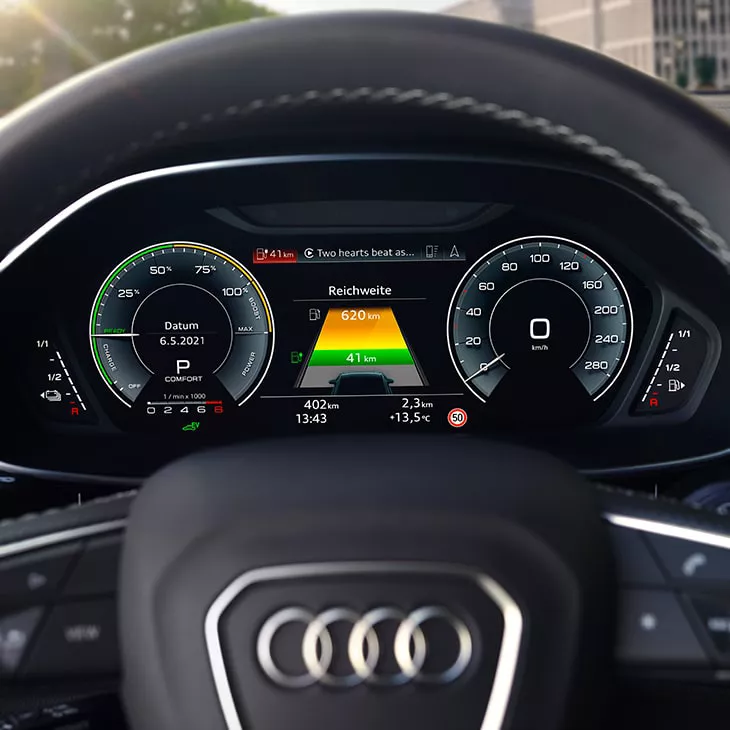 View Audi virtual cockpit in the Audi Q3 Sportback TFSI e 