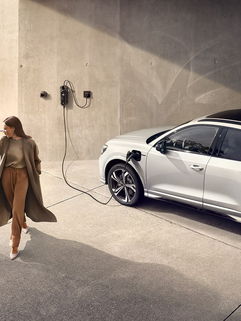  Audi Q3 TFSI e charging at home