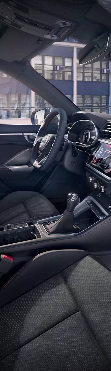 Audi Q3 TFSI e interiör