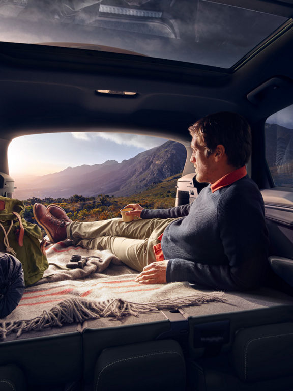 Audi Q3 luggage compartment