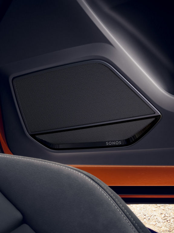 Audi Q3 speakers