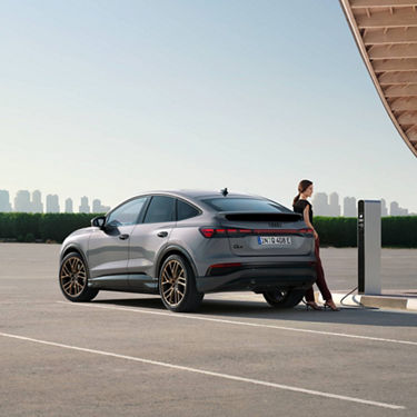 Audi Q4 Sportback e-tron bagfra