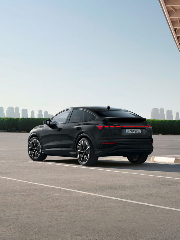 Side view Q4 e-tron Sportback