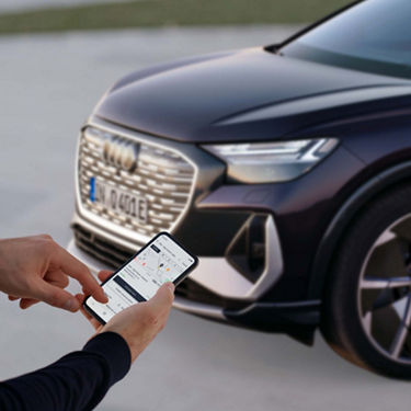 Łatwe ładowanie w podróży Audi Q4 e-tron