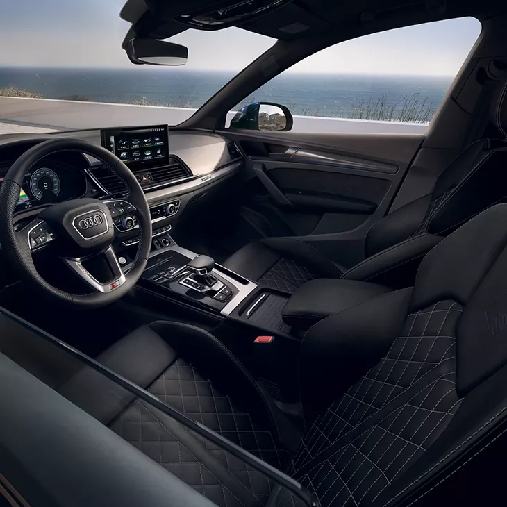 Interior Audi Q5 TFSI e