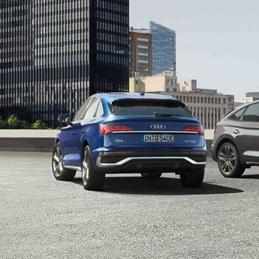 Rear view Audi Q5 Sportback TFSI e