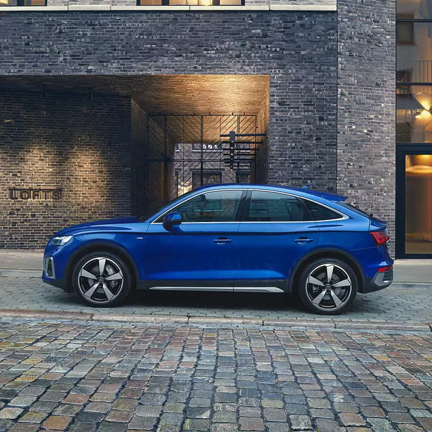 Audi Q5 Sportback side view