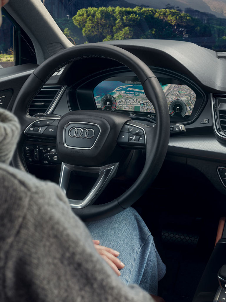 Interior of the Audi Q5