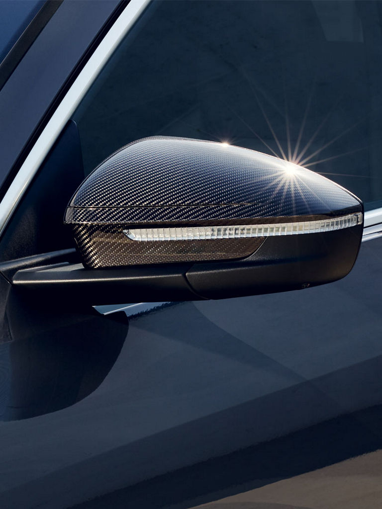 Audi Q5 SUV Sporty accents
