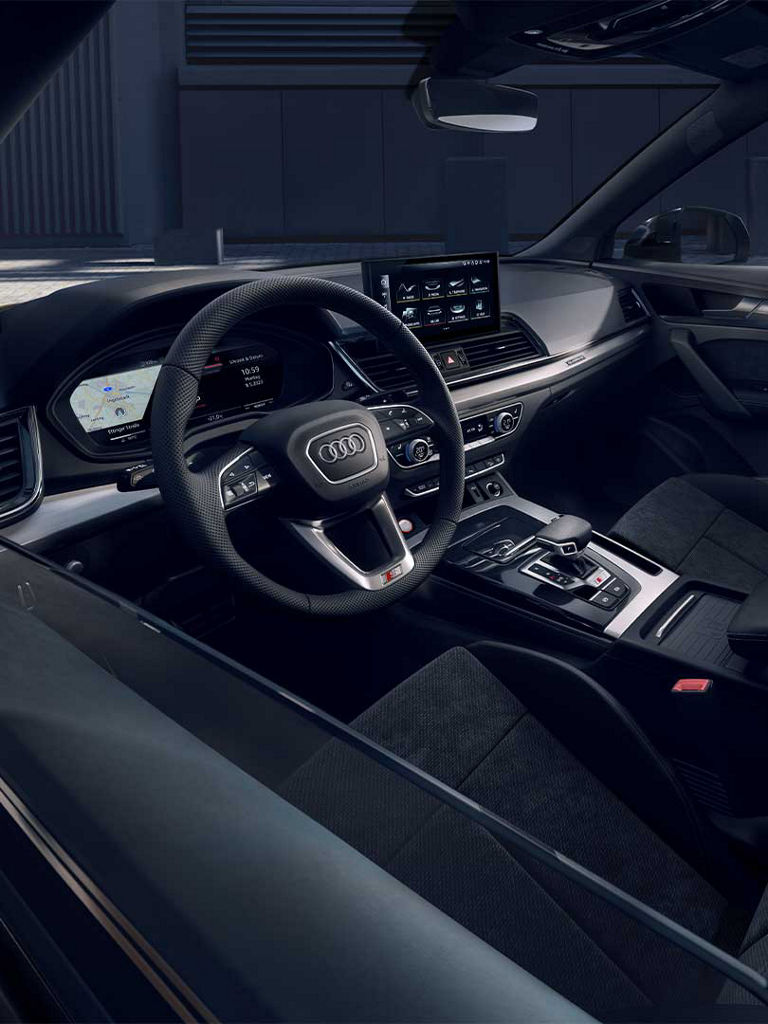 Audi SQ5 interior