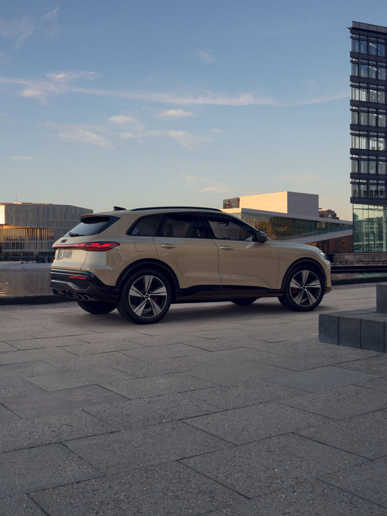 Audi SQ5 edition one met accenten