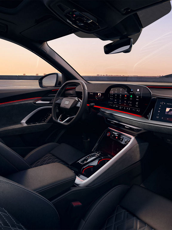 Intérieur sportif de l'Audi SQ5 SUV