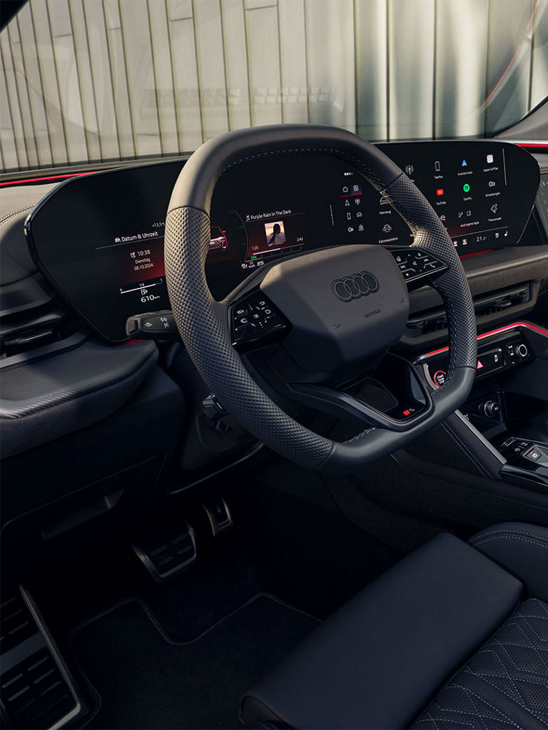 Audi SQ5 SUV Panorama-Display