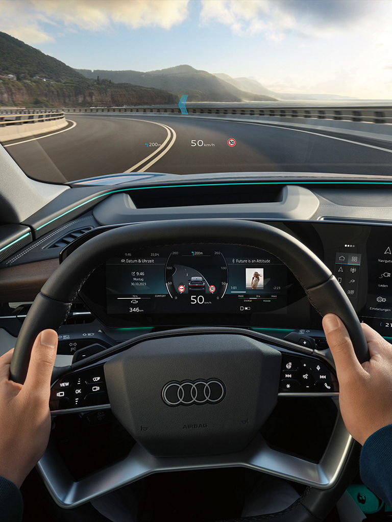 Augmented-Reality-Head-up-Display im Audi Q6 SUV e-tron