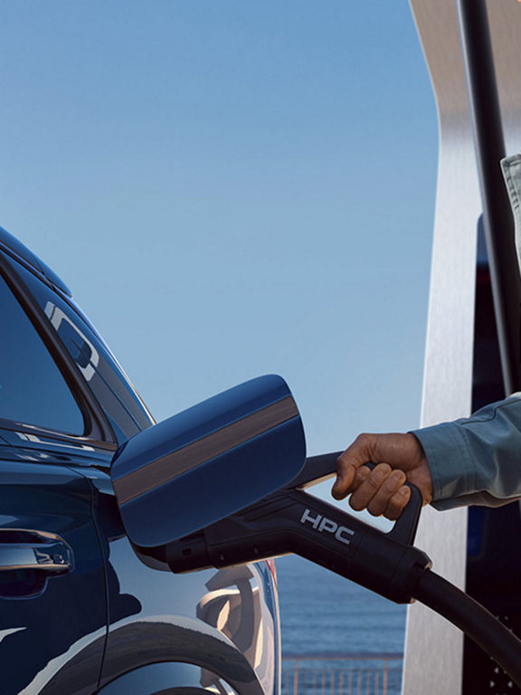 Carregamento de alta potência Audi Q6 SUV e-tron