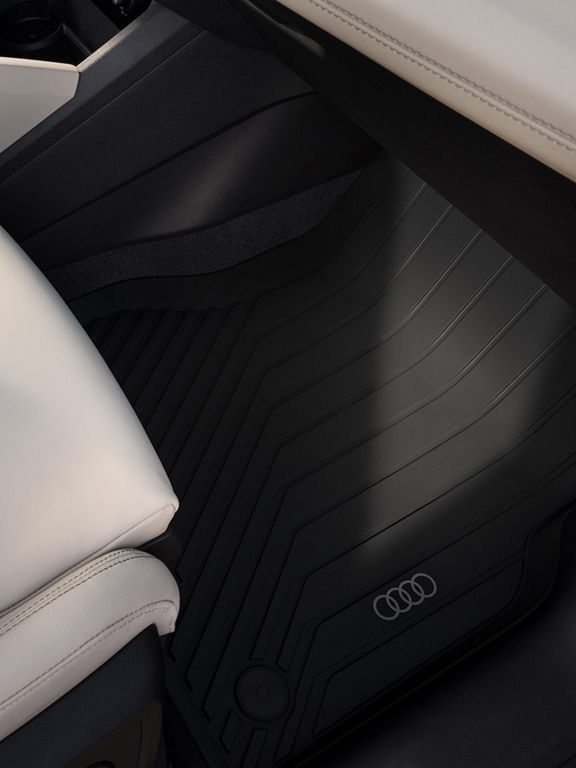Floor mat Audi Q6 SUV e-tron