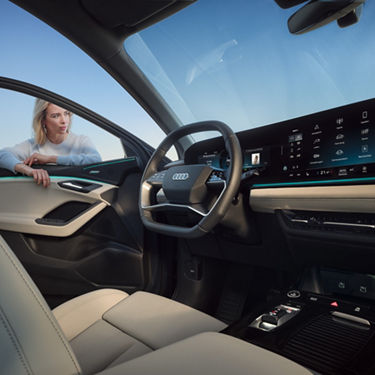 Seitliche Cockpit-Ansicht Audi Q6 SUV e-tron