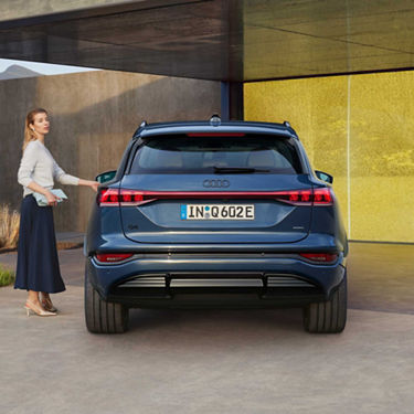 Heckansicht Audi Q6 SUV e-tron