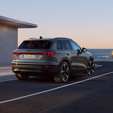 Heckansicht Audi Q6 SUV e-tron