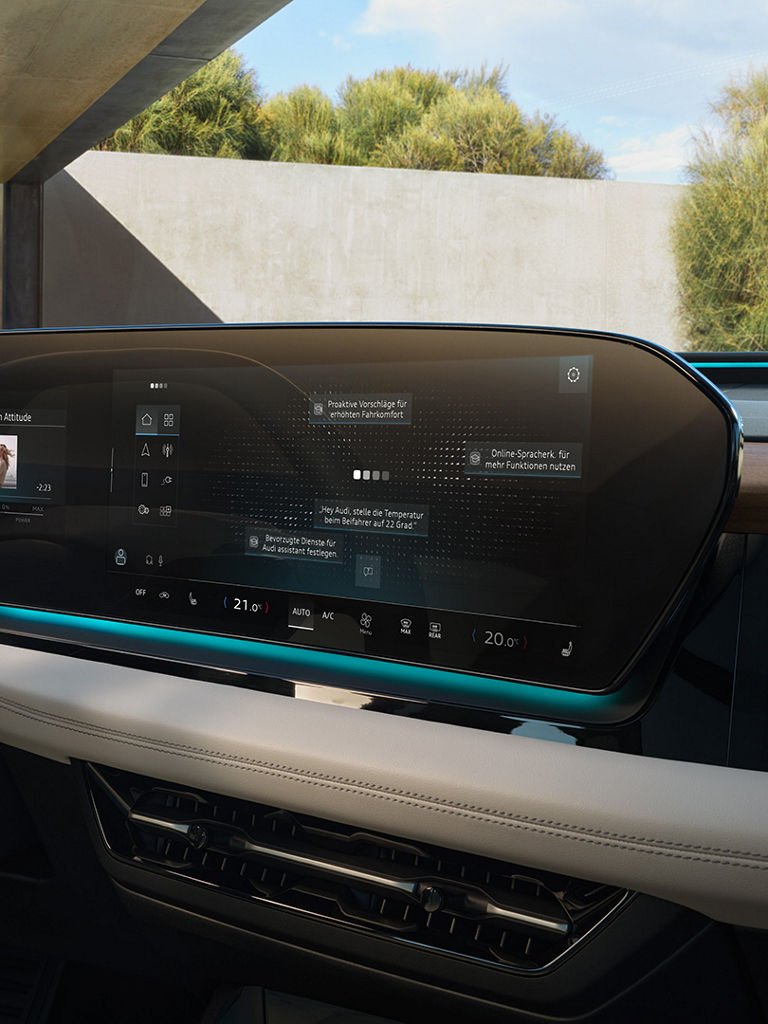 Audi assistant im Audi SQ6 SUV e-tron