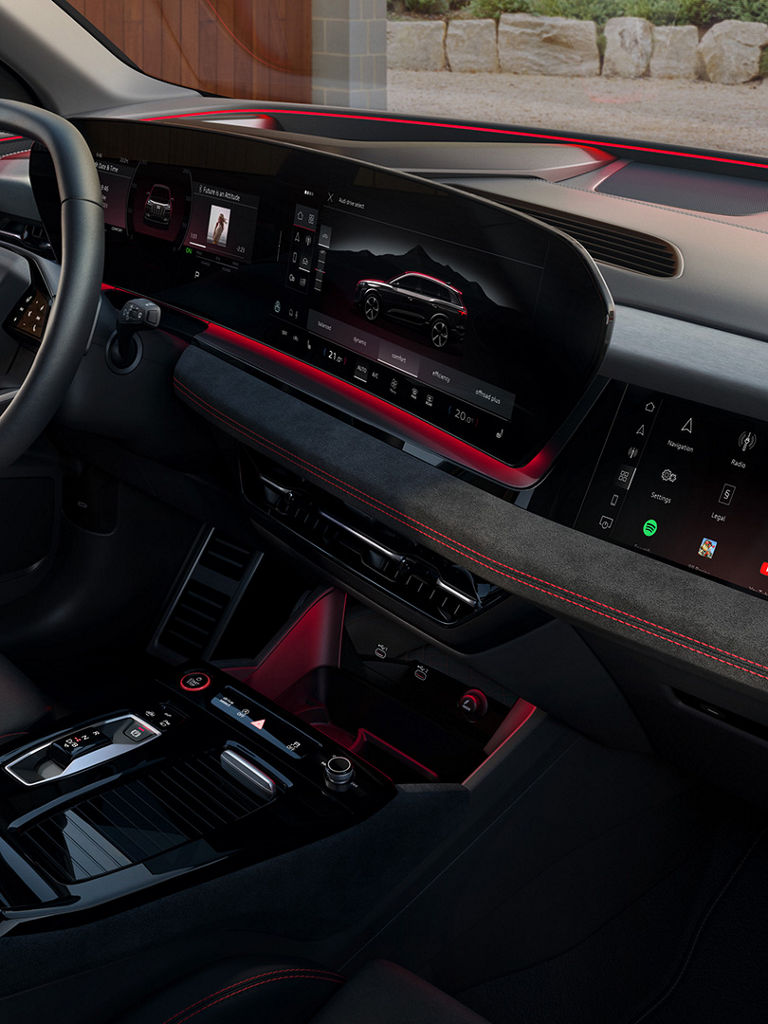 View panorama displays Audi SQ6 SUV e-tron