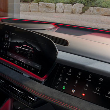View of cockpit communication light Audi SQ6 SUV e-tron