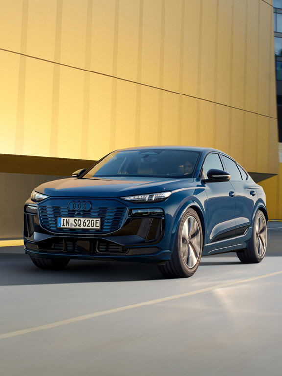 Foto de la carga del SUV eléctrico Audi SQ6 Sportback e-tron.