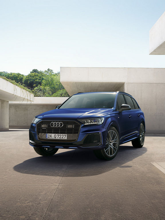 Front view Q7