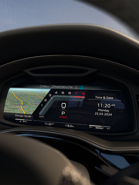 Audi SQ7 SUV Cockpit