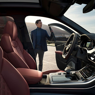 Audi SQ7 SUV interiör