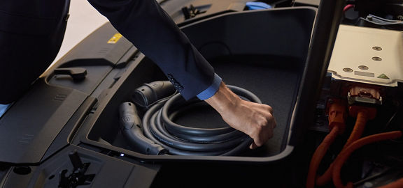 Frunk Audi Q8 Sportback e-tron