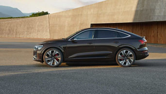 Q8 Sportback e-tron