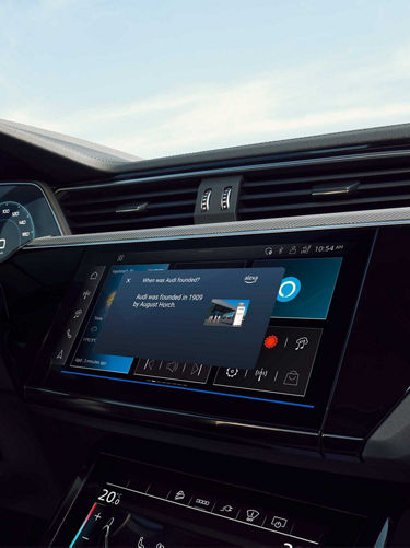 MMI-Display Audi SQ8 Sportback e-tron