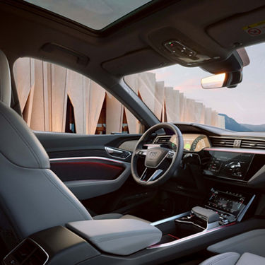 Cockpit view Audi SQ8 e-tron