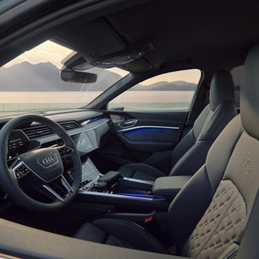 Cockpit view Audi SQ8 Sportback e-tron