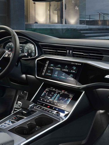 Audi A6 Avantin ohjaamo